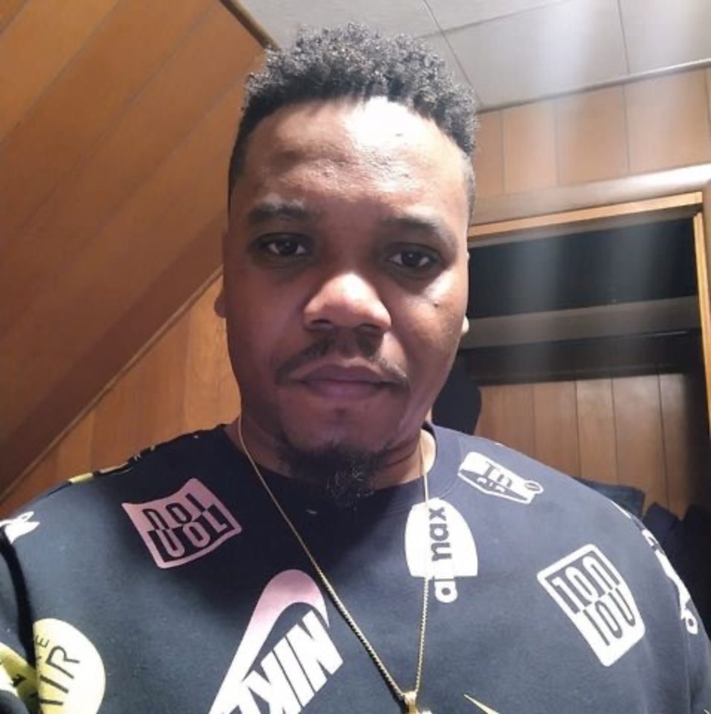 Meet your Posher, Guy